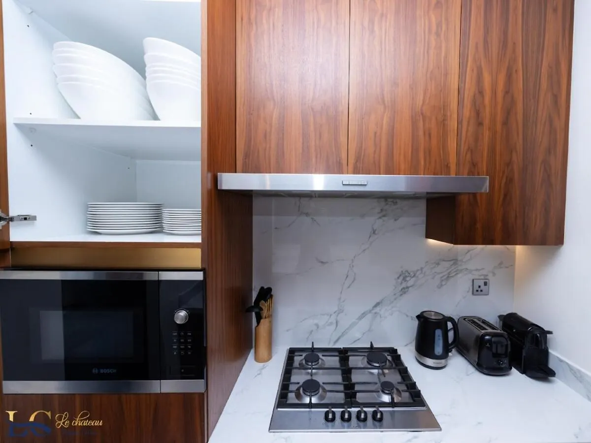 Luxury 1-Bedroom In Downtown'S Iconic Core Dubai Apartment
